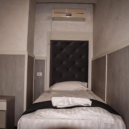 Golden Rose Отель 3*