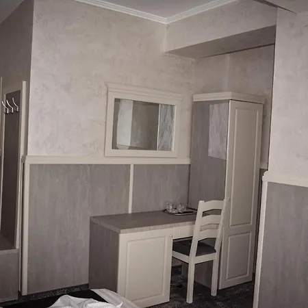 Golden Rose Отель