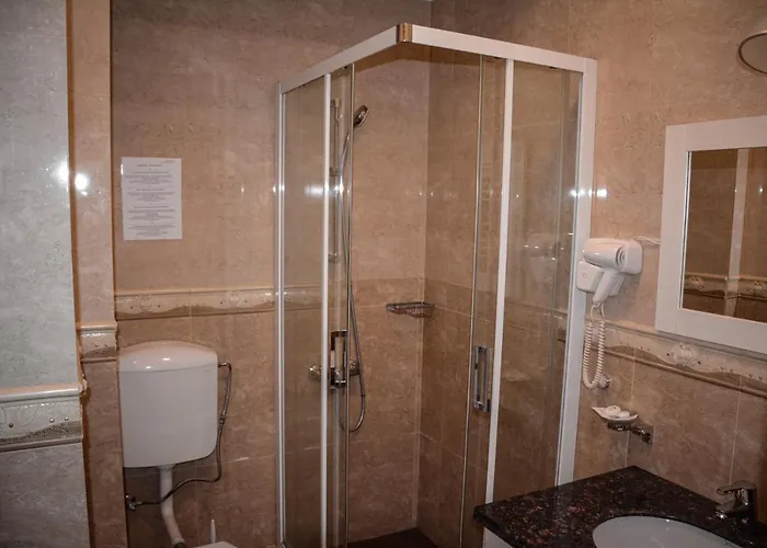 Golden Rose 3* Констанца