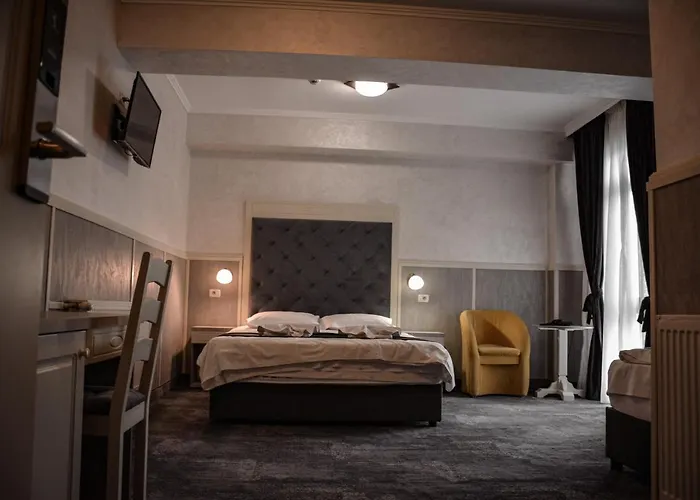 Отель Golden Rose