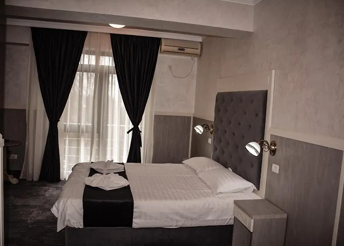 ホテル Golden Rose